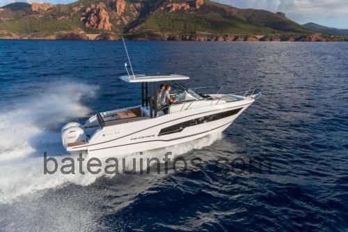 Jeanneau Cap Camarat 9.0 WA fiche technique et avis